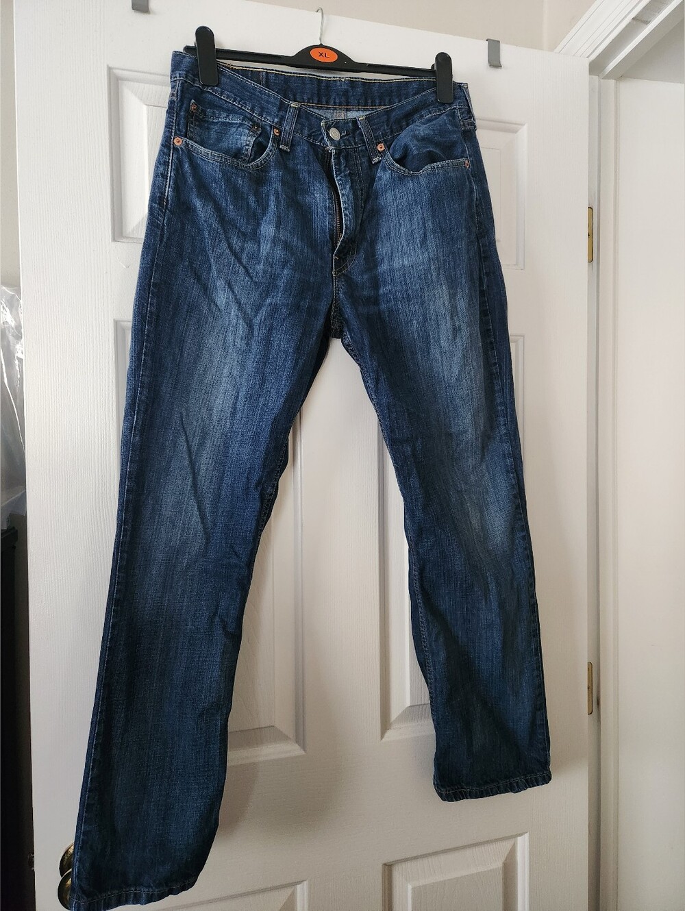 Men's Levi's Blue Denim Jeans - Classic Straight Fit